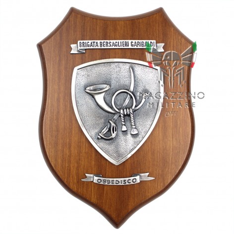 Bersaglieri Monochrome Aged Silver Crest with OBBEDISCO Writing on 26x18cm Wooden Base