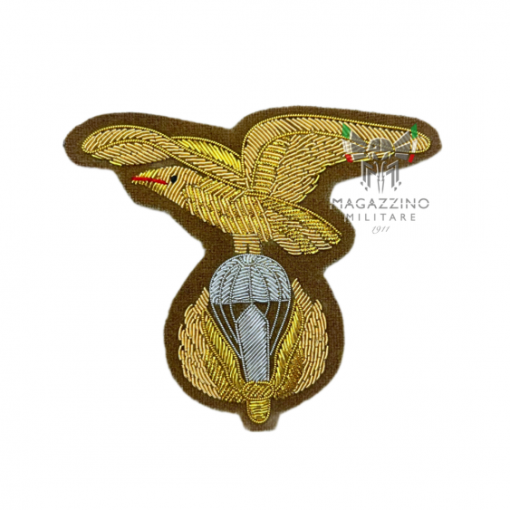 Embroidered crest for Alpini Paratrooper Officers, featuring durable materials and precise design.